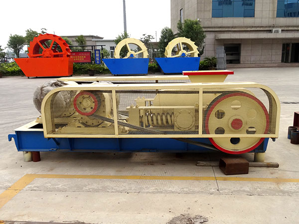 熟料輥式破碎機(jī)