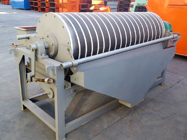 除鐵磁選機(jī)