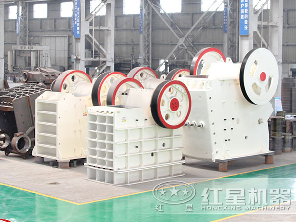 鄂式破石機(jī)設(shè)備