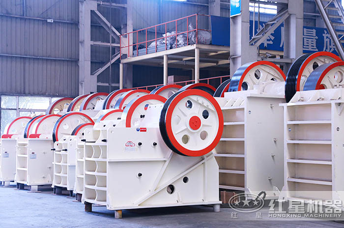 紅星石灰石破碎機專業(yè)生產廠家