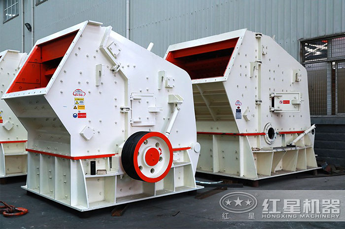 中碎反擊式粉石機