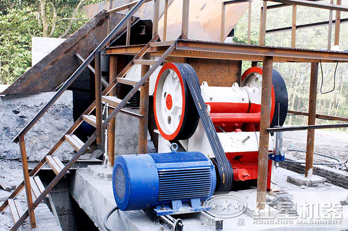 安徽蕪湖時(shí)產(chǎn)100噸花崗巖破碎生產(chǎn)線