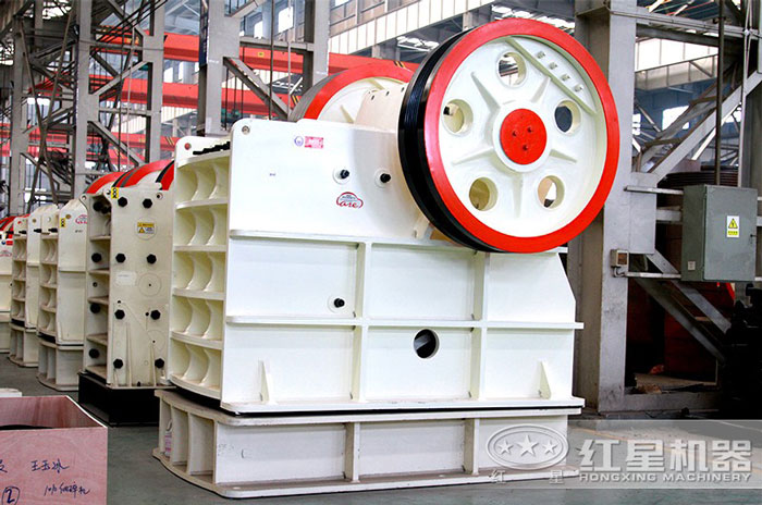 鵝卵石碎石機(jī)