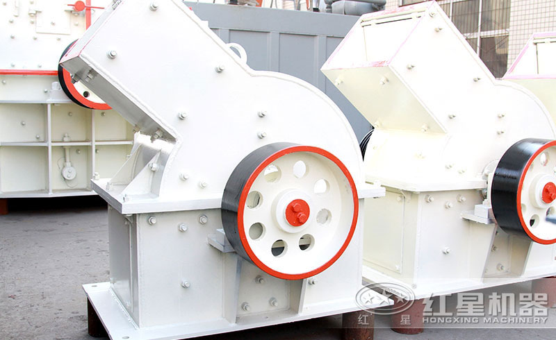 一次成型的錘式破碎機(jī)
