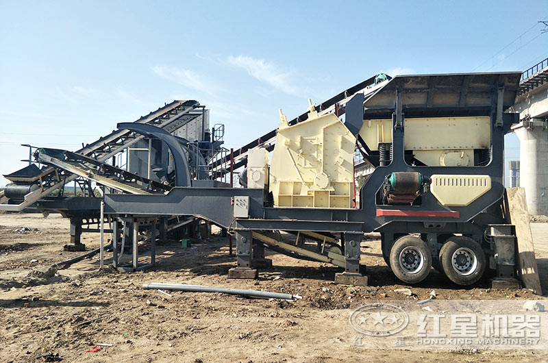 輪胎式破碎生產(chǎn)現(xiàn)場