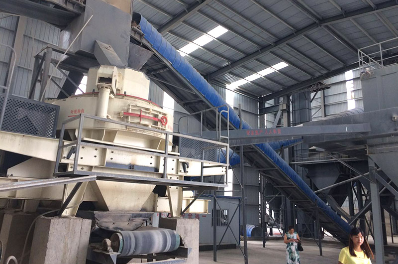 沖擊式破碎機(jī)制砂機(jī)