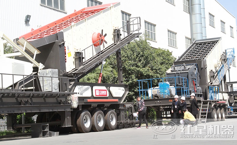 輪胎式移動(dòng)破碎站